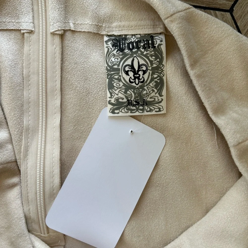 Vocal Cream Fringe Studded Skirt - Picture 9 of 12